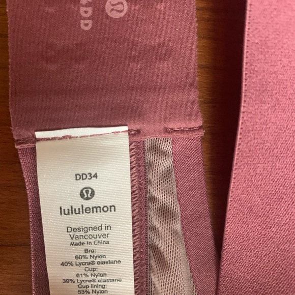Lululemon awake to lace sports bra 34DD - Picture 3 of 3